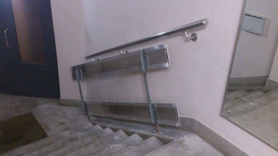 Как сделать пандус из дерева своими руками: для инвалидов, детской коляски, на крыльцо