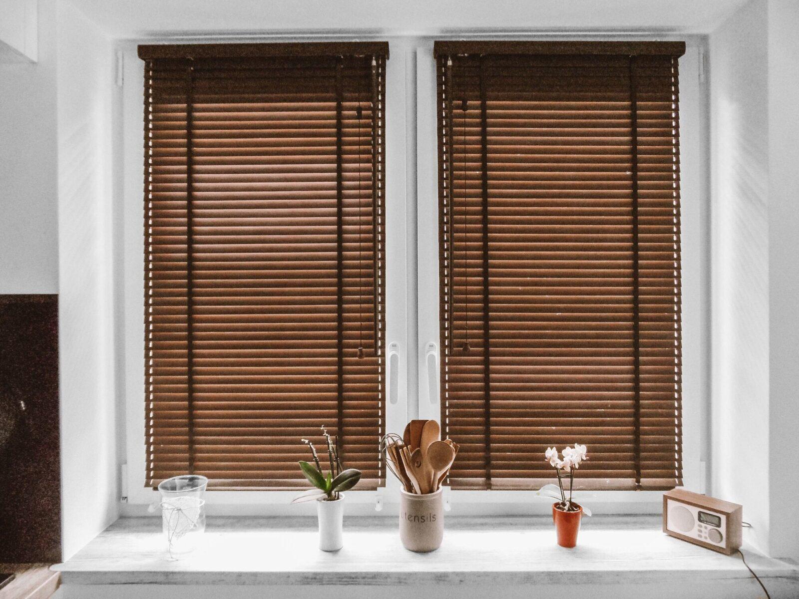 Жалюзи из дерева своими руками для беседки или террасы: как сделать, чертежи