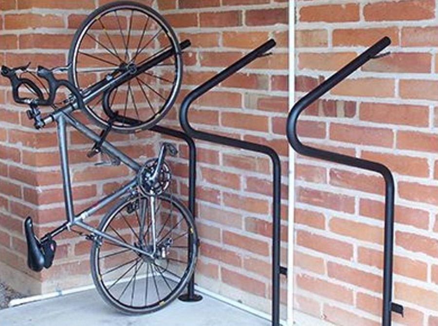 Как повесить велосипед на стену в гараже своими руками: фото, вертикально, видео