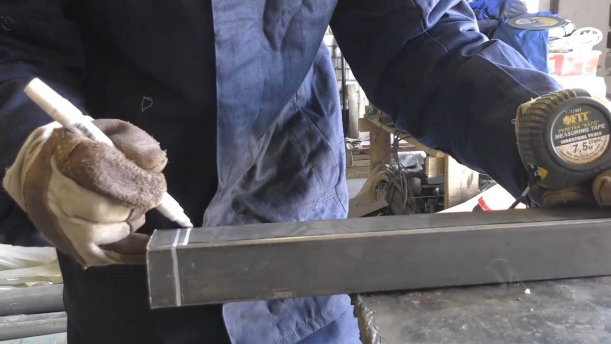 Как сделать полки на балконе для хранения своими руками: фото, варианты