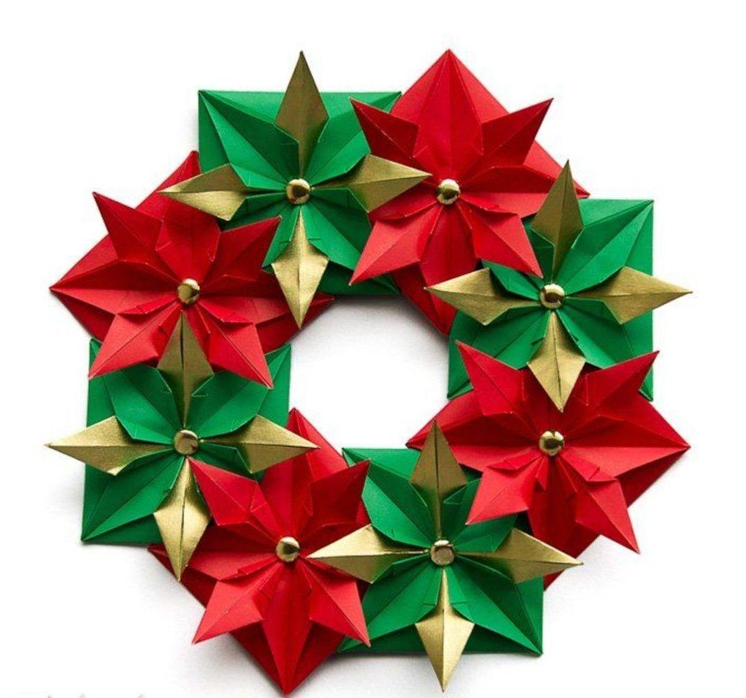 Как сделать рождественский венок из подручных материалов, пробок