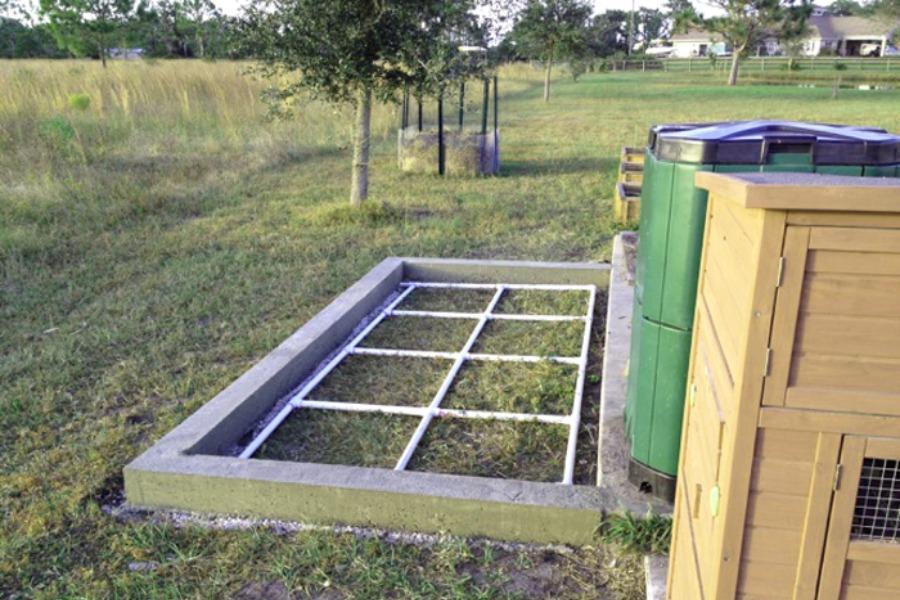 Как построить теплый зимний курятник на 20 кур