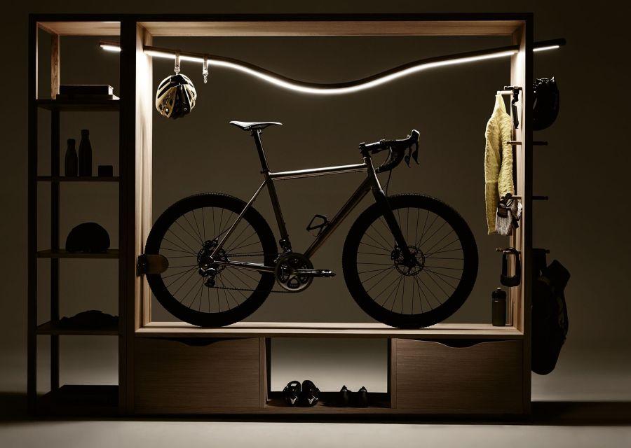 Как повесить велосипед на стену в гараже своими руками: фото, вертикально, видео