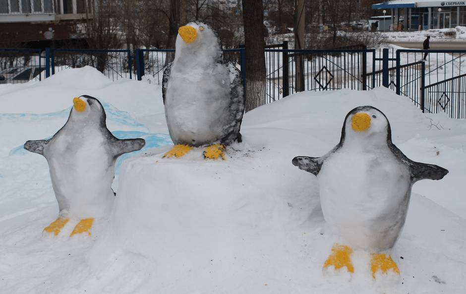 Снежные фигуры 2023 своими руками: для детского сада, школы, легкие, простые