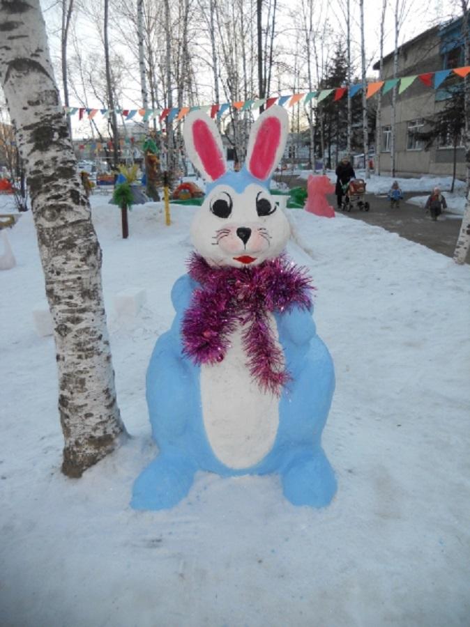 Как сделать фигуру зайца (кролика) из снега