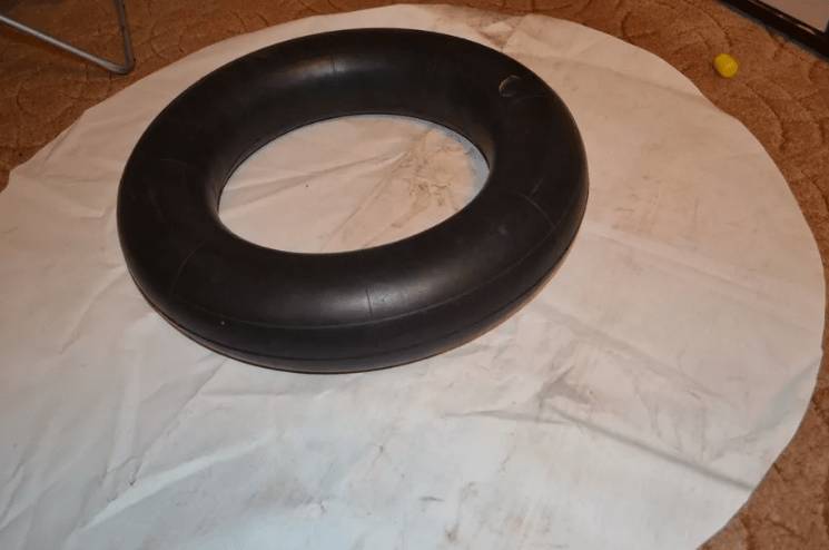 Как сделать ватрушку (тюбинг) для катания своими руками