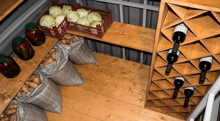 Пластиковый погреб: плюсы и минусы, какой выбрать, установка, фото