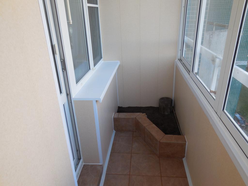 Стоит ли и как утеплить балкон (лоджию) с холодным остеклением