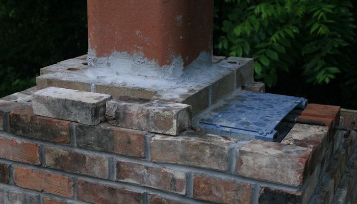 Как сделать простую коптильню из кирпича своими руками