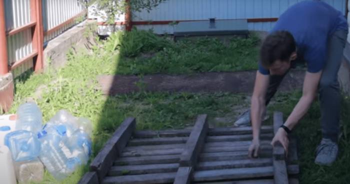 Как построить лодку или плот из бутылок и досок своими руками