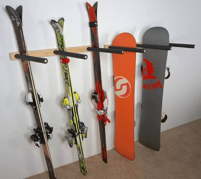 Как правильно хранить лыжи: беговые, горные, пластиковые, зимой, летом