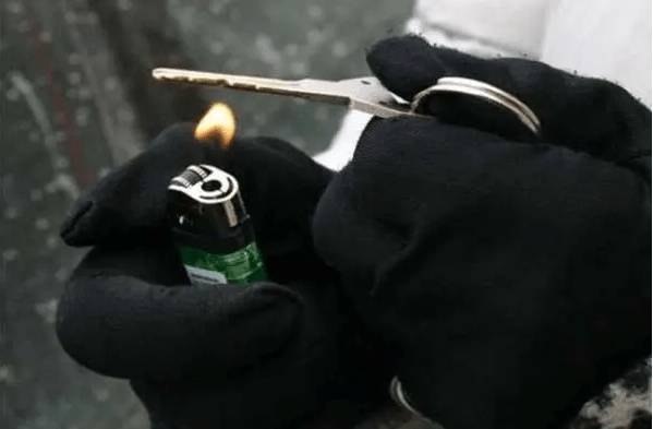 Как разморозить замок на калитке: что делать, чтобы не замерзал, кодовый