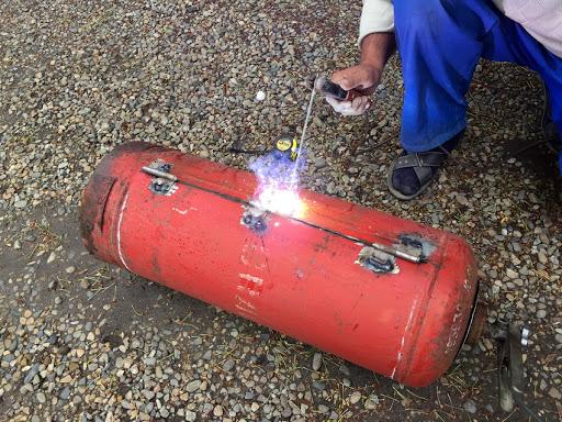 Как сделать мангал в виде паровоза из газового баллона