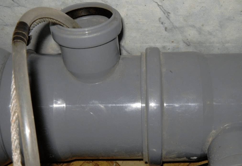 Замерзла канализация в частном доме: как разморозить, на улице