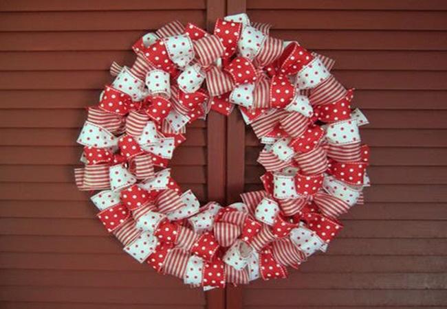 Рождественский венок: из фетра, ткани, ниток, бисера, мастер-классы