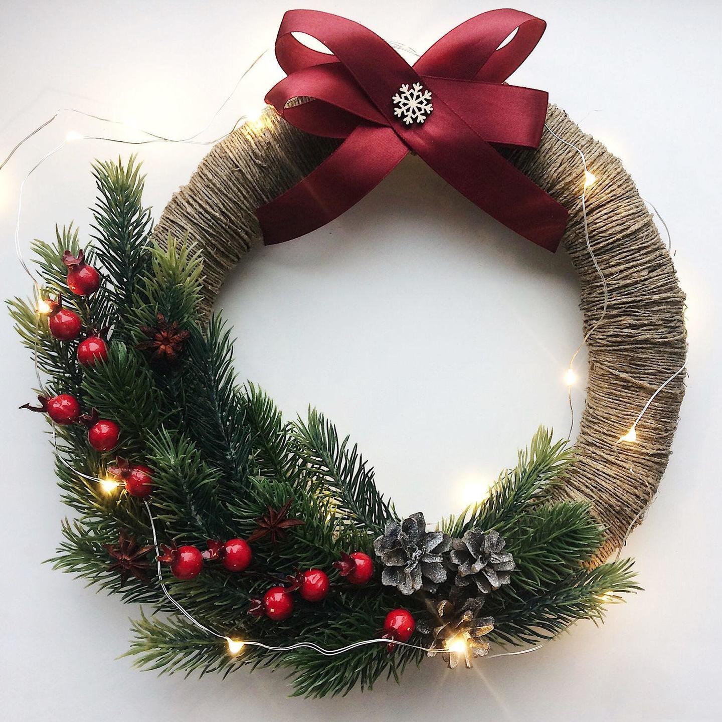 Рождественский венок: из фетра, ткани, ниток, бисера, мастер-классы