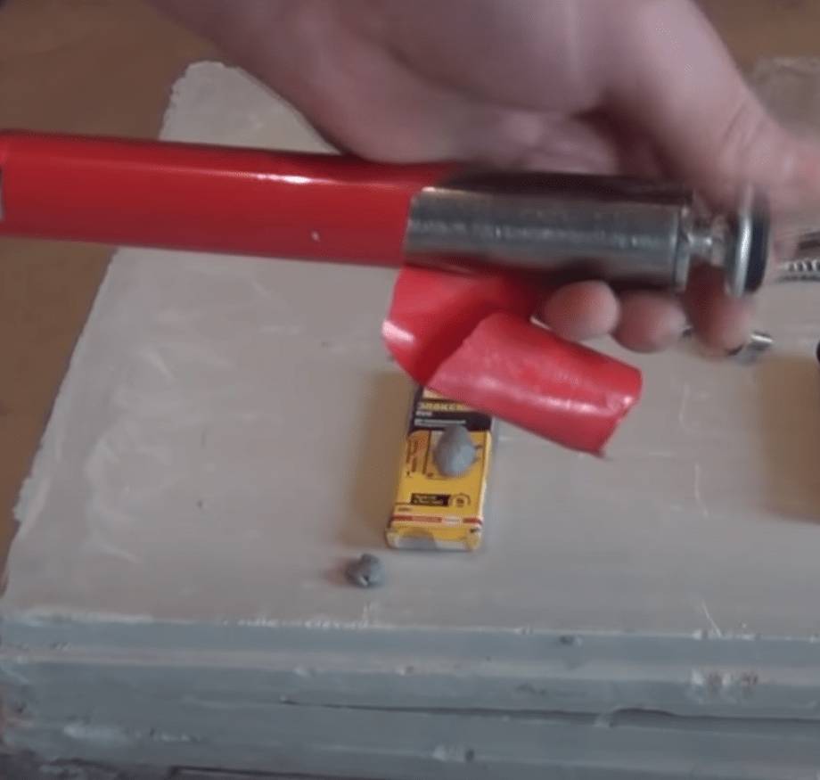 Как сделать штангу для лазерного нивелира (уровня) своими руками