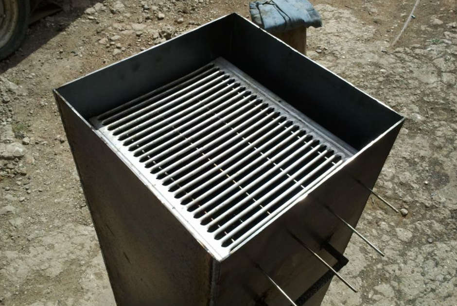 Как сделать коптильню для копчения сала своими руками