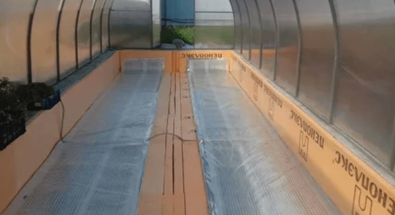 Как сделать зимнюю теплицу своими руками из поликарбоната