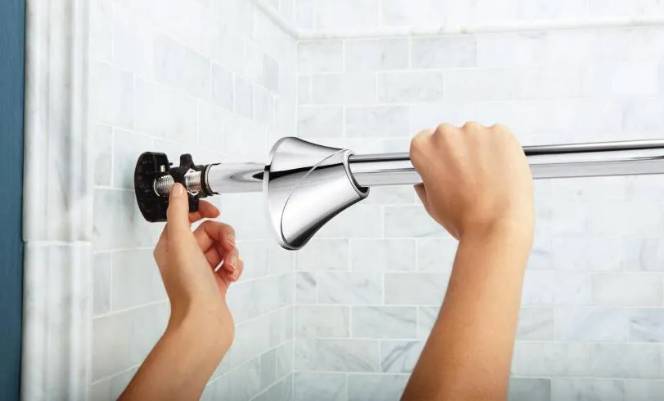 Как правильно установить штангу в ванной для шторы: телескопическую, раздвижную