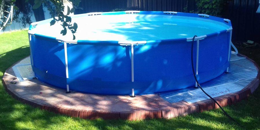 Как и куда сливать воду с бассейна на даче: каркасного, надувного, видео