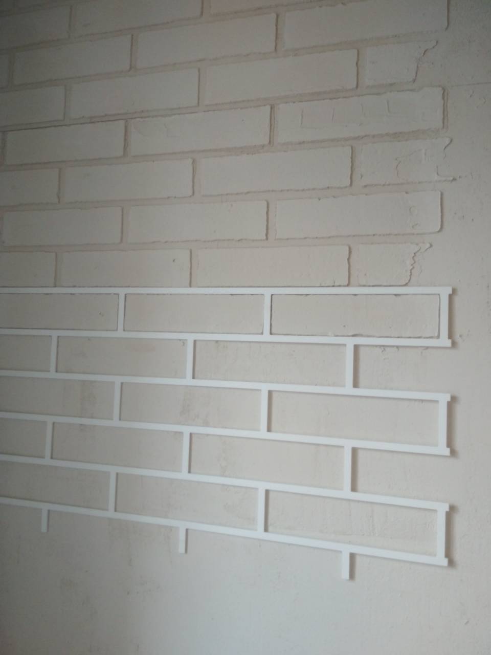 Как сделать трафареты для декоративной штукатурки своими руками