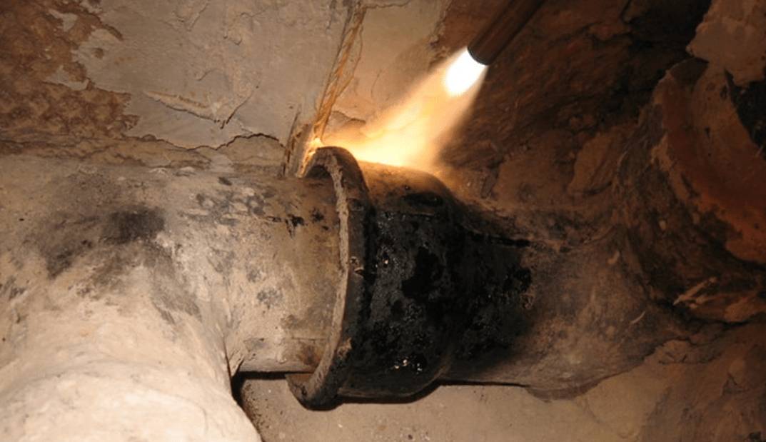 Замерзла канализация в частном доме: как разморозить, на улице