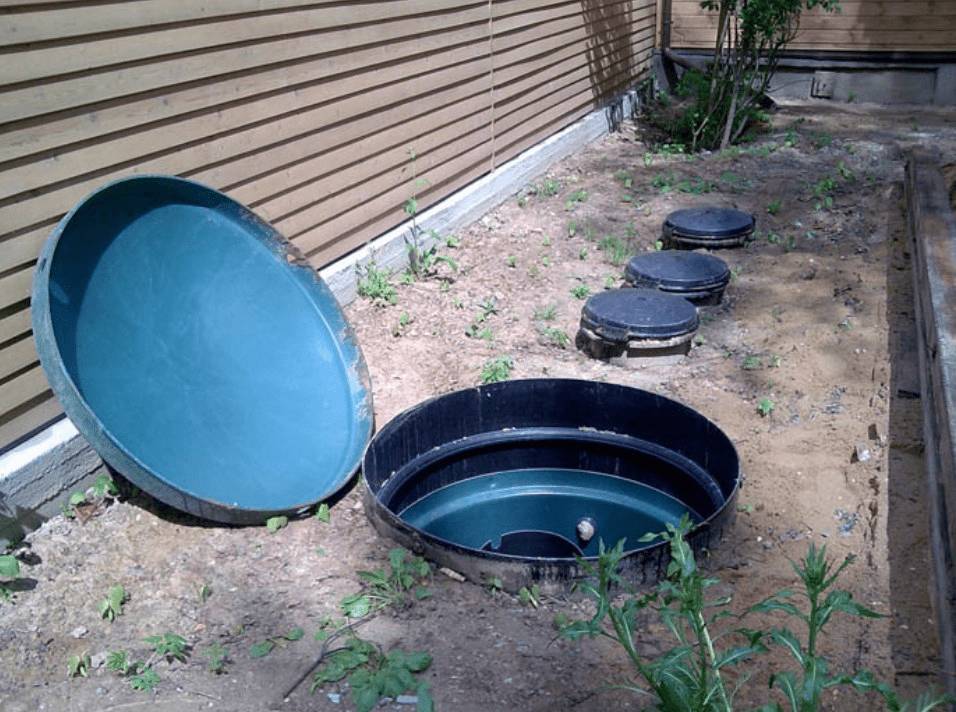 Пластиковый погреб: плюсы и минусы, какой выбрать, установка, фото