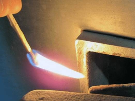 Почему дым из камина идет в комнату