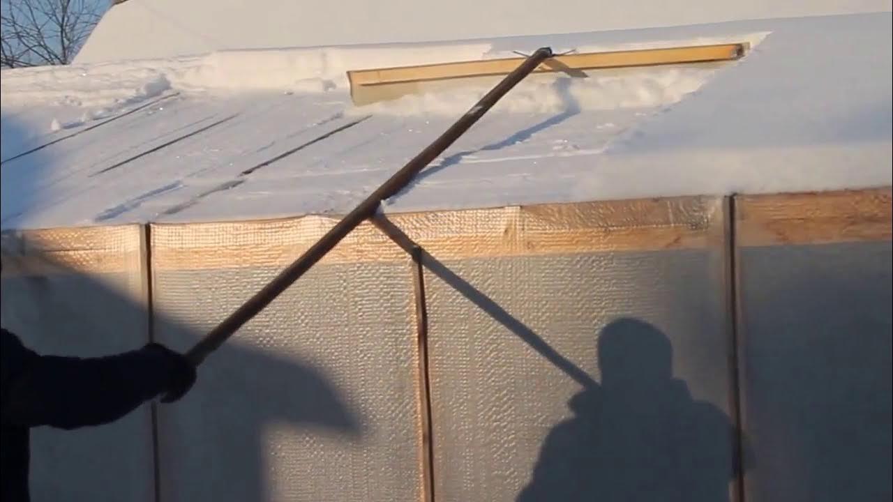 Чем счищать снег с теплицы из поликарбоната