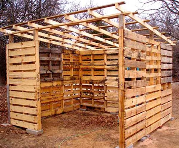 Сарай из паллетов своими руками: как построить, фото