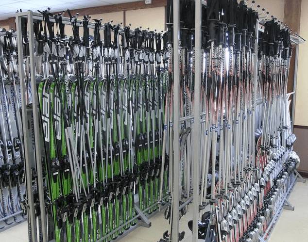 Как правильно хранить лыжи: беговые, горные, пластиковые, зимой, летом