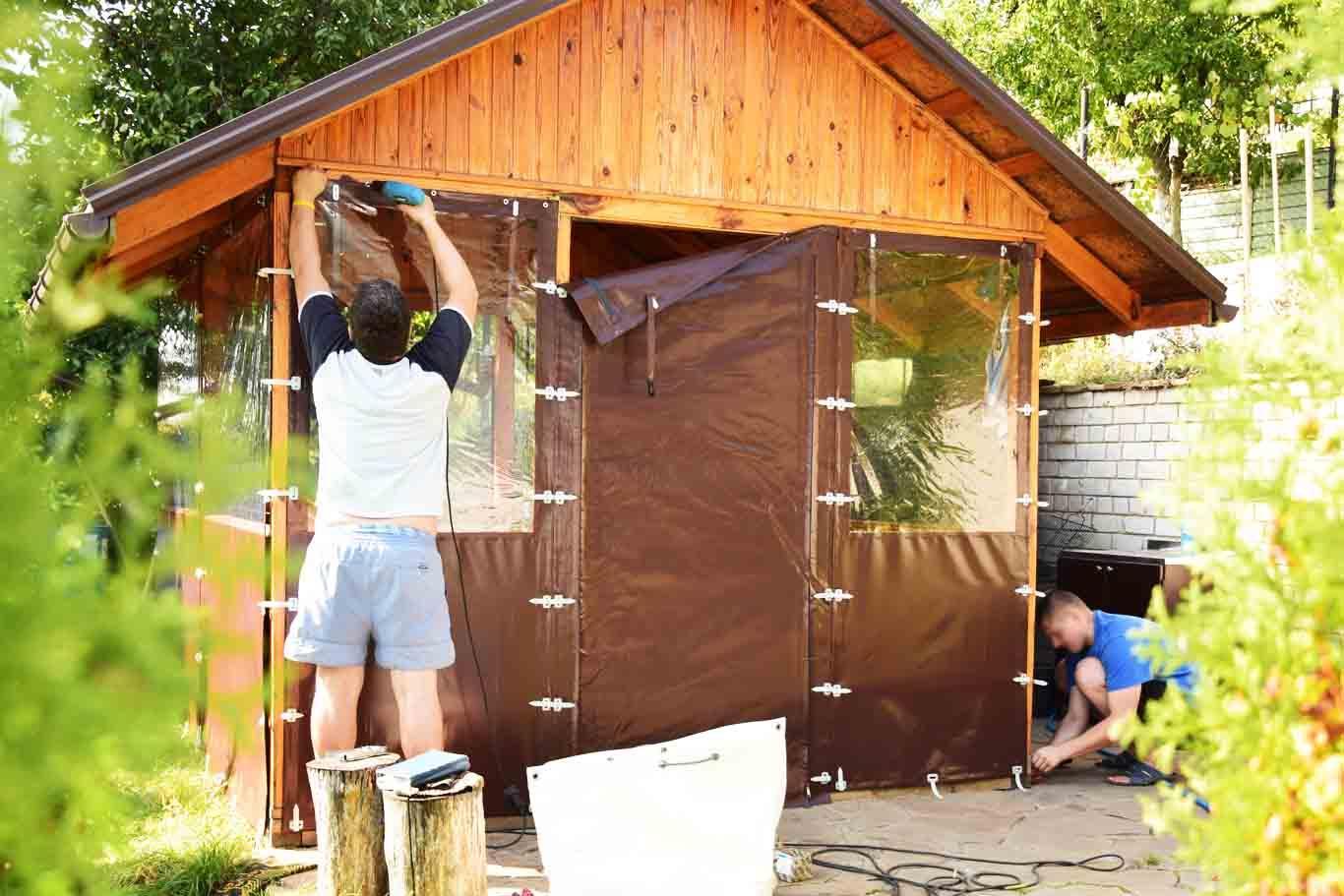 Монтаж мягких (гибких) окон своими руками в беседке: схема установки, видео