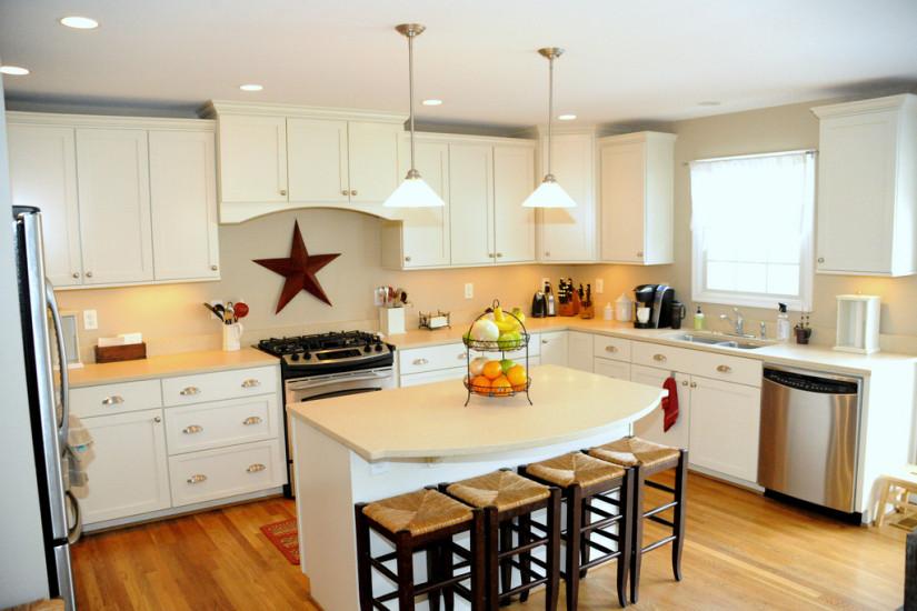 кухня с желтыми фасадами