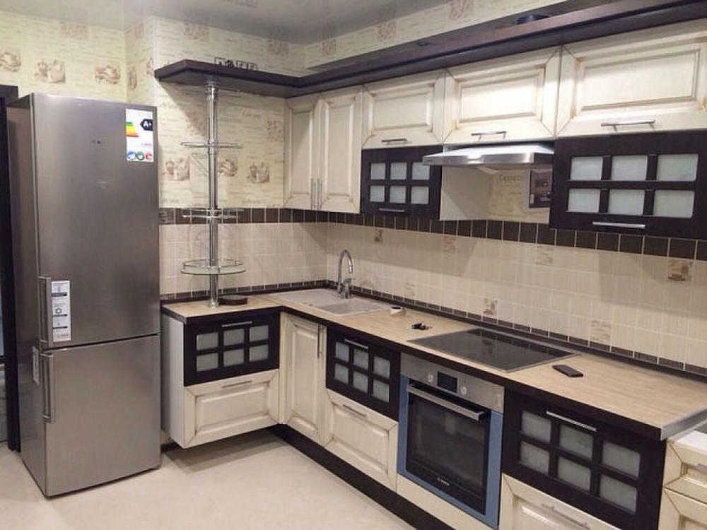 кухня цвета венге и ваниль