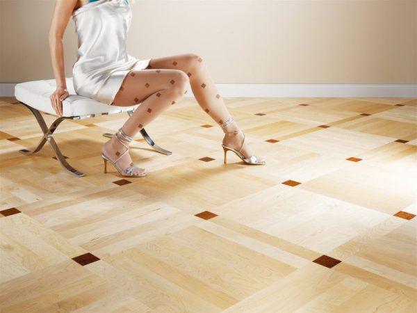 Как заделать в линолеуме дырку, порез в домашних условиях