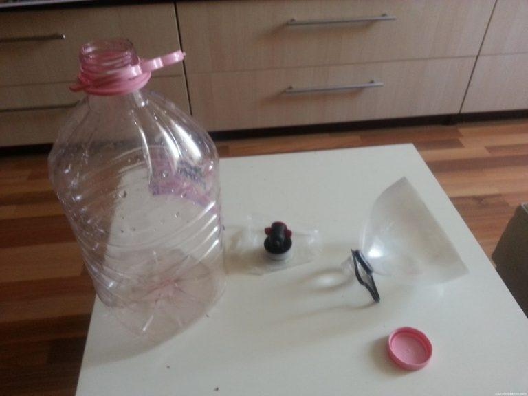 Как сделать умывальник из 5-литровой пластиковой бутылки своими руками