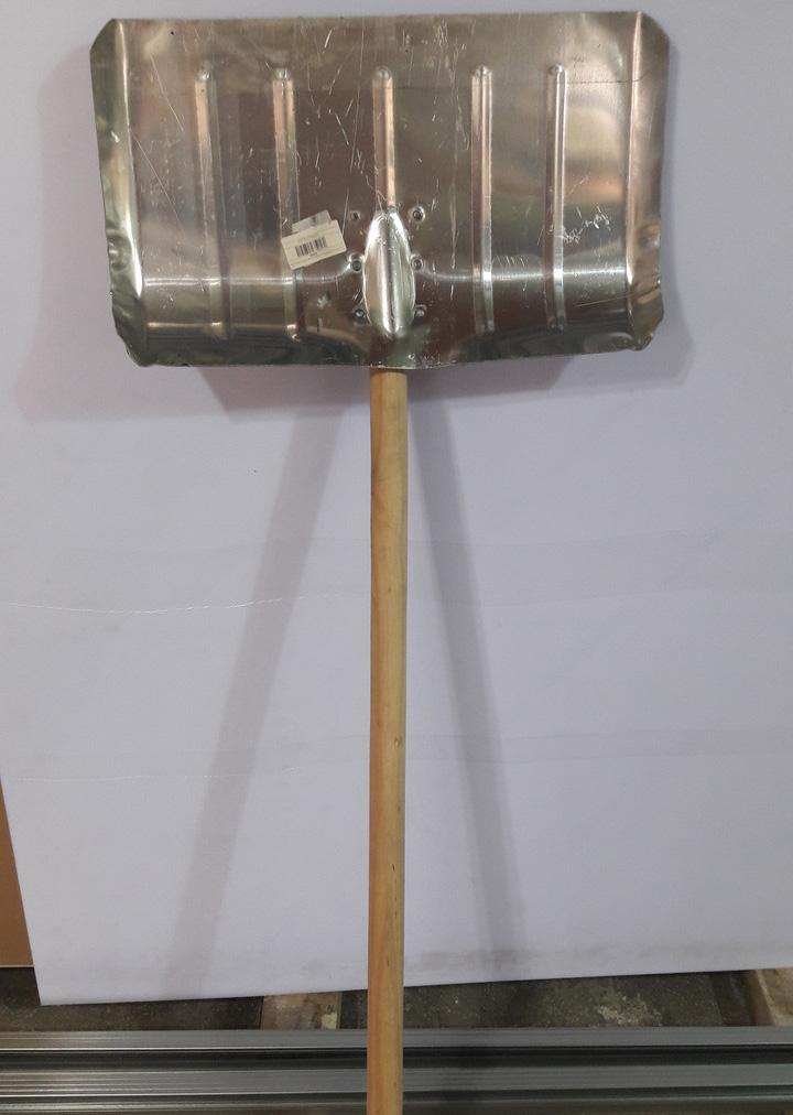 Как сделать самому лопату для снега: из фанеры, широкую, деревянную