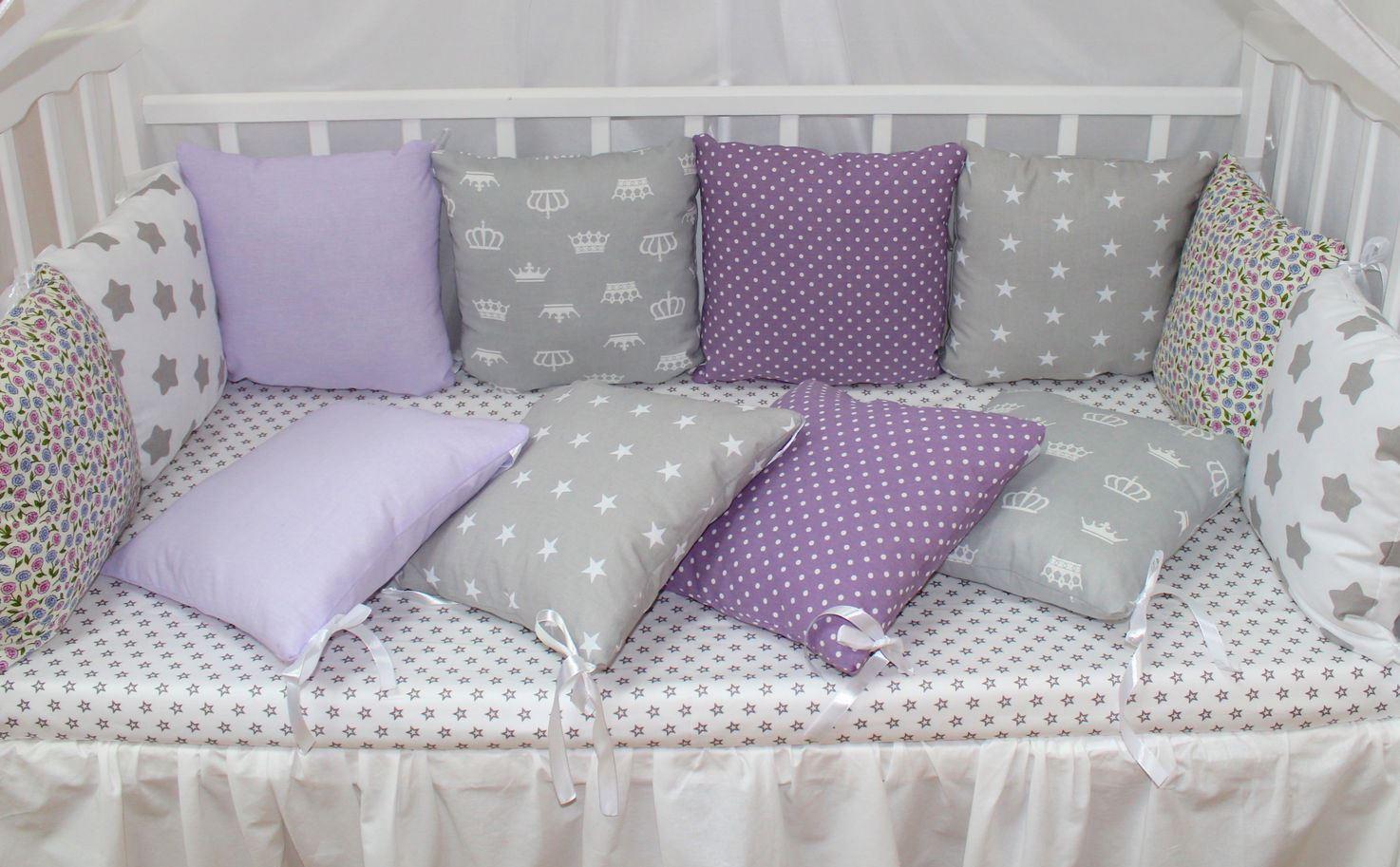 Подушки-бортики для детской кроватки: как сшить своими руками