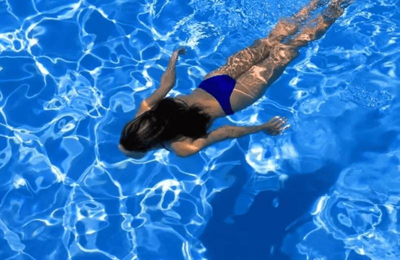 Как использовать перекись водорода для бассейна и сколько добавлять