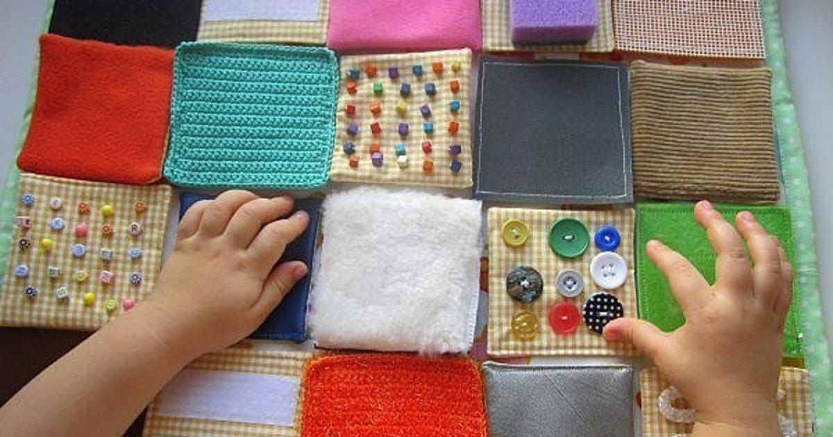 Бизиборд для девочек своими руками: фото и идеи развивающих досок и домиков