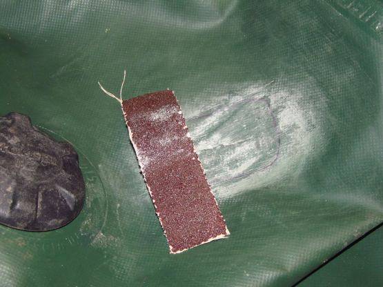 Как найти дырку в надувном бассейне и чем можно ее заклеить