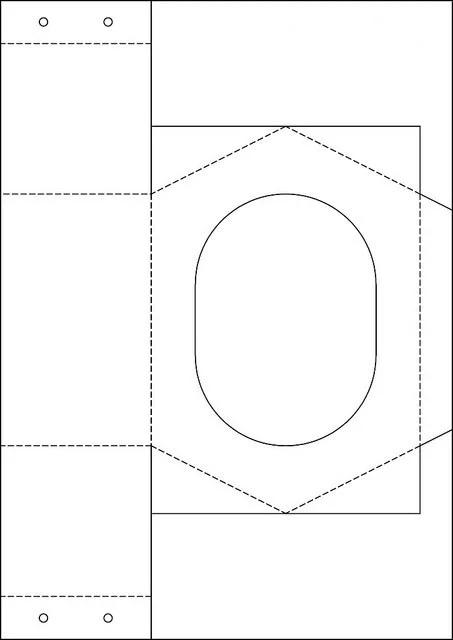 Как сделать кормушку для птиц из картона своими руками