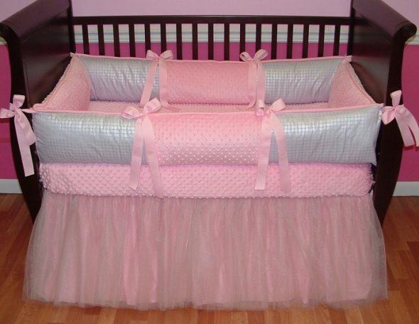 Подушки-бортики для детской кроватки: как сшить своими руками