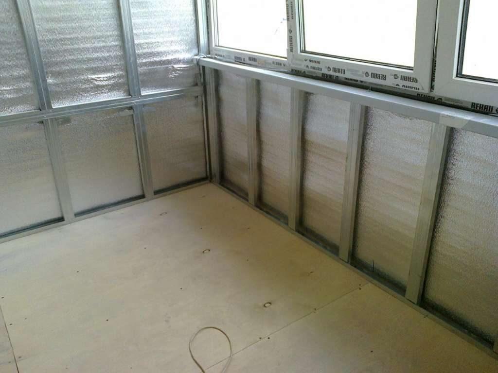 Утепление балкона: нужна ли пароизоляция, как ее укладывать