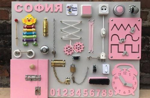 Бизиборд для девочек своими руками: фото и идеи развивающих досок и домиков