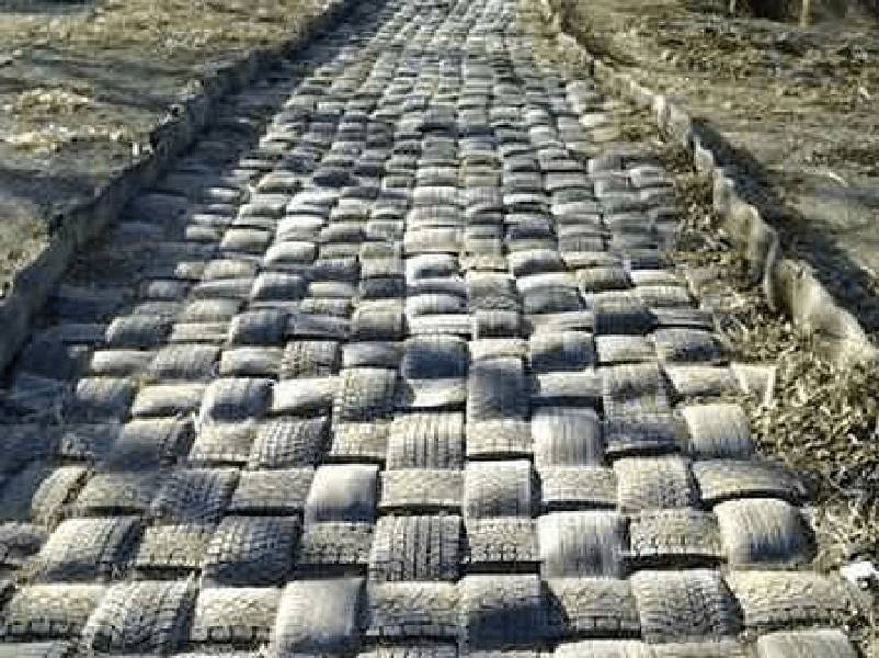 Как сделать дорожку в теплице между грядками своими руками