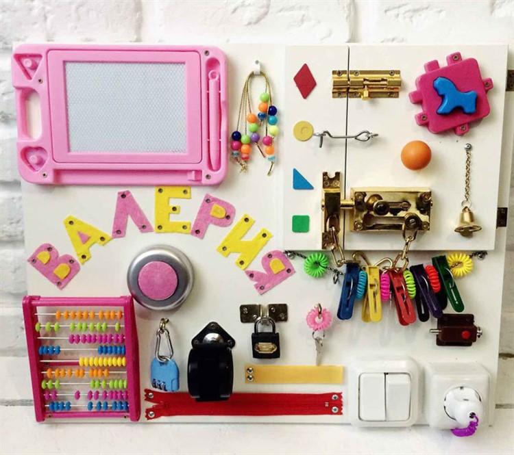 Бизиборд для девочек своими руками: фото и идеи развивающих досок и домиков