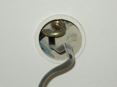 Как прикрепить люстру к гипсокартонному потолку