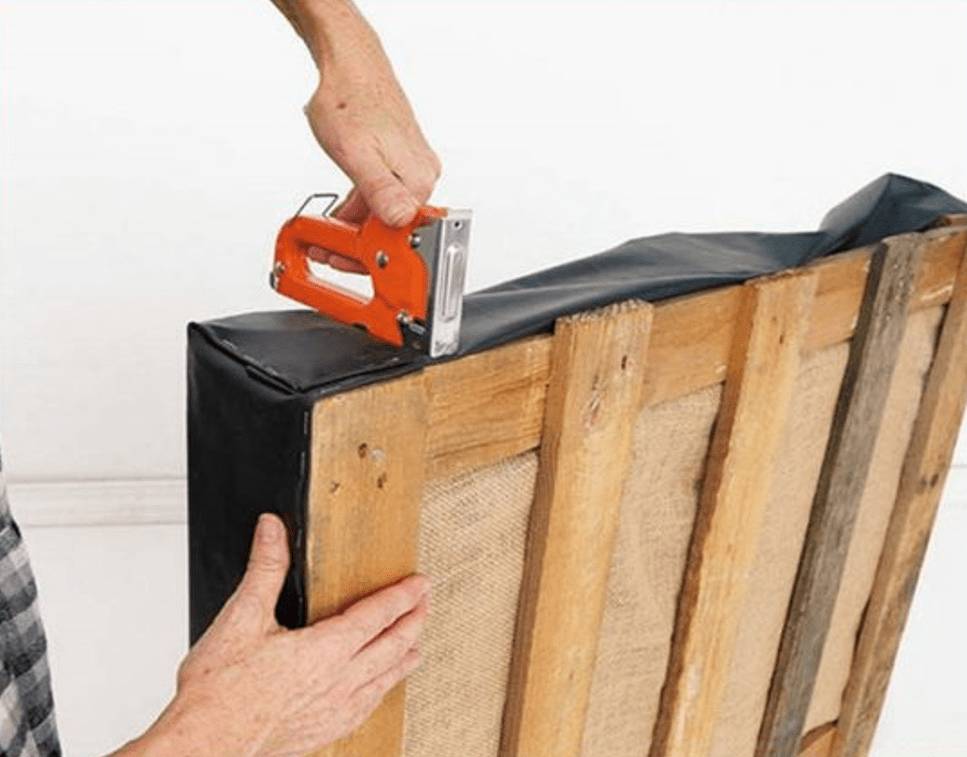 Вертикальные грядки на даче своими руками для овощей и зелени: фото, как сделать из дерева, поддонов